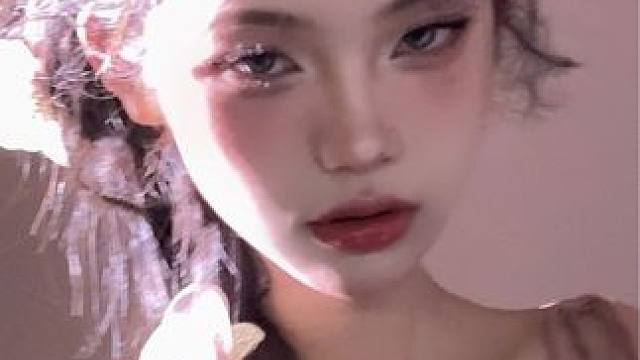 春日花神妆｜我说最近出的都好适合春天！！
#今日妆容 #妆教 #美妆 #新手化妆教程 #春日妆容