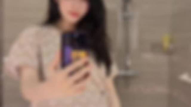 梨花哪有肚子里的宝宝香，被留入院带上最贵的手环⛽️
#怀孕 #孕期记录 #孕期vlog #待产 #梨