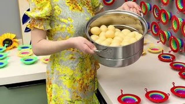 别告诉我你家到现在都还没有这个#小怪物彩虹过滤网，用了才知道是真的好#七彩小怪过滤网