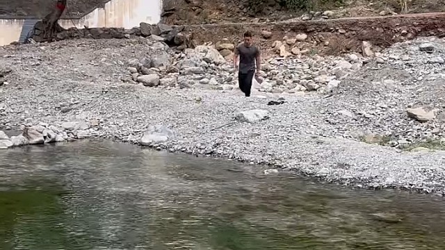 高手过河湿手不湿脚