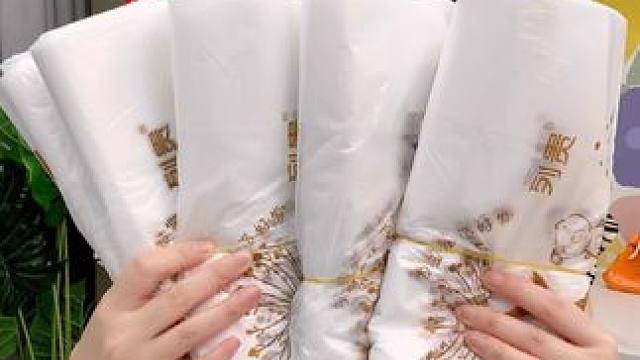 加大加厚的轻奢垃圾袋来活动了!4点99发50只还包邮!#结实耐用质量杠杠好，放心囤#垃圾袋#背心垃圾