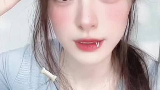 知道林豆豆有这样的老婆 我后槽牙都咬碎了 #甜甜的手势舞 #让你对象给你拍