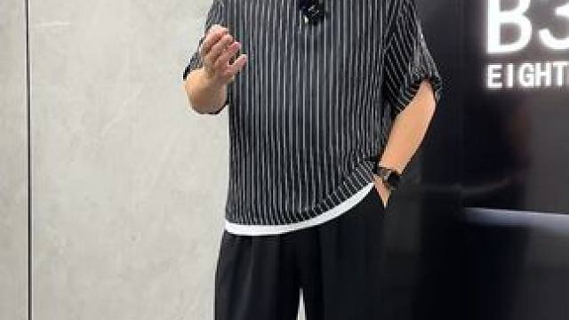 胖子穿条纹衬衫是真的比瘦子好看，不接受任何反驳 #微胖穿搭  #夏季穿搭  #短袖T恤