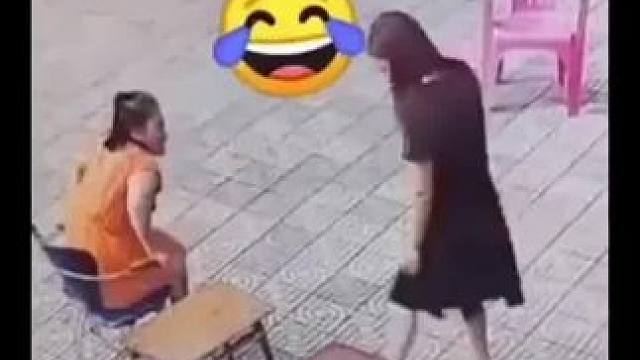 #全家出游的快乐城堡 #看一遍笑一遍 #每天一笑烦恼忘掉 #万万没想到