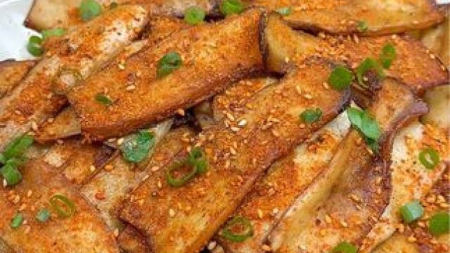 你们都快去做这个香煎杏鲍菇，真的比肉还要好吃，好吃到停不下来#杏鲍菇新吃法