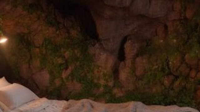 在深山的舒适洞穴里，聆听一场大雨的声音，放松助眠氛围 #白噪音 #助眠声音 #睡眠音乐 #催眠疗愈 