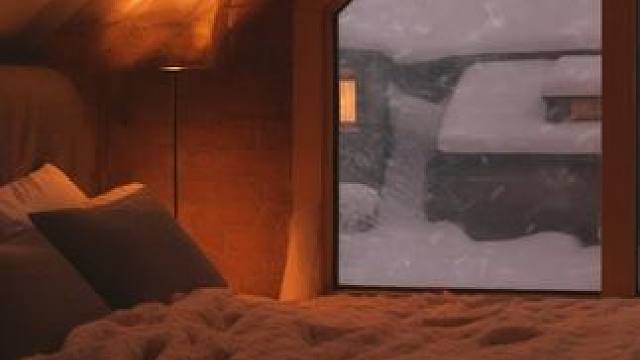 有巨大风雪的夜晚，住在一个舒适的村庄小屋里吧！ #白噪音 #助眠声音 #助眠视频