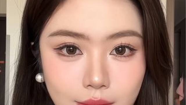 方圆脸贵气淡妆妆教来啦～
#方圆脸妆容 #妆前妆后 #日常妆 #妆教 #淡妆