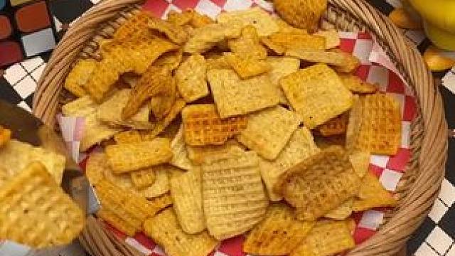 太好了，麻辣酥脆！#零食推荐 #办公室零食 #追剧小零食 #儿童零食 #零食