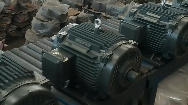 别焦虑总是会有不如意的，生活从来都是泥沙俱下，鲜花与荆棘并存