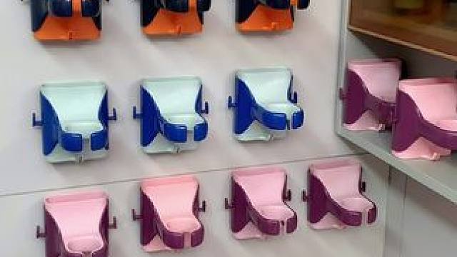 家里的吹风机总是没地方放，就入手了这个吹风机架，这下终于可以解放双手啦！#吹风机架 #好物推荐