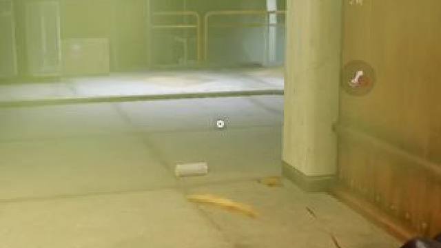 破产了该怎么玩？
#暗区突围 #暗区突围手游