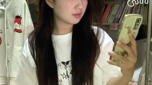 亲爱的喔你说，告诉我 who you love#少女感夏日ootd #女大学生 #元气少女 #今天穿