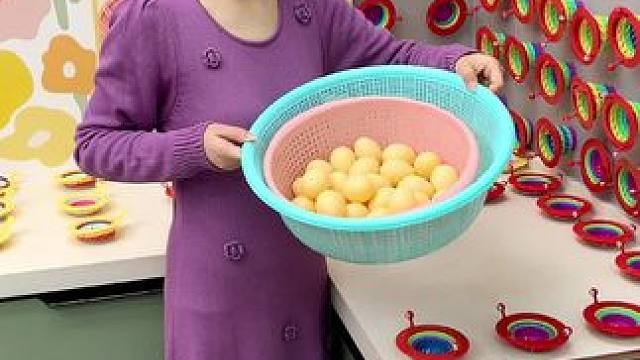 别告诉我你家到现在都还没有这个#小怪物彩虹过滤网，用了才知道是真的好#七彩小怪过滤网