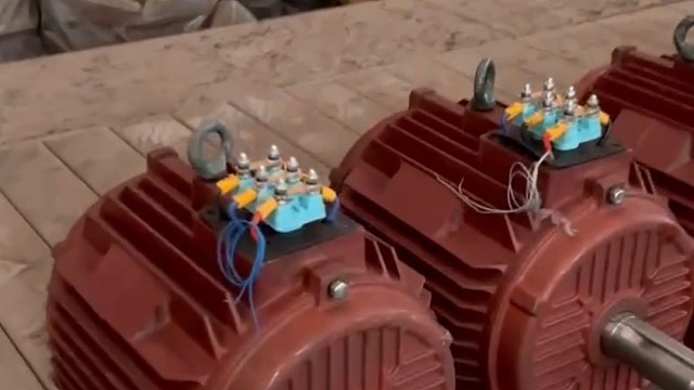 不应该在该奋斗的年纪选择去偷懒，任何时候都不要怀疑自己的价值