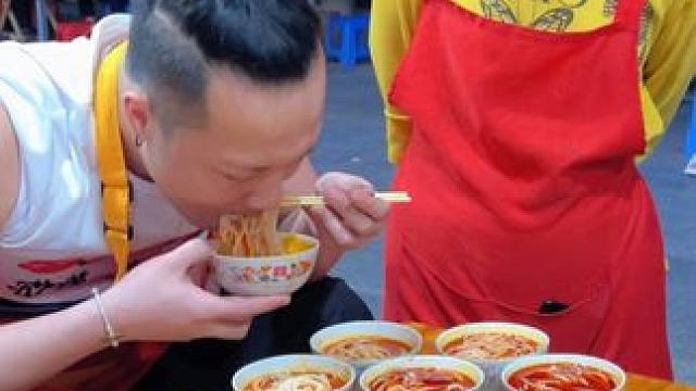 八戒要挑战直接拿5000块奖金，她能成功吗？#螺蛳粉