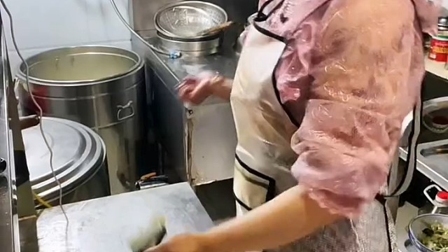 动作行云流水[赞]