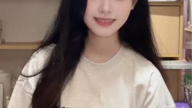 有点甜～#甜妹 #爱情有点甜手势舞 #扭一扭