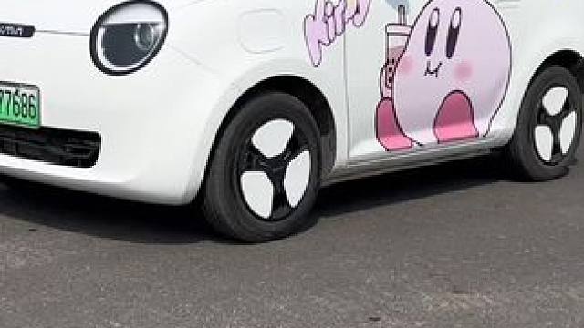 这颜值完全长在女生心尖尖上呀，快艾特你老公安排一辆#适合女生开的车 #长安糯玉米 #省油便宜性价比高