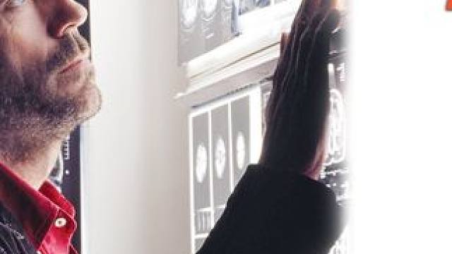 你见过最奇葩的过敏体质什么样？   #影视解说  #好剧推荐  #医生  #悬疑