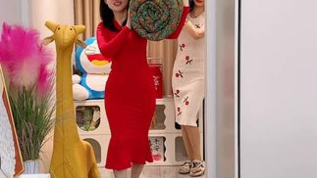 现在这个天气盖冬被热，夏被冷，盖这个#豆豆被   就正正好呀~#家纺床上用品  #面料柔软舒适