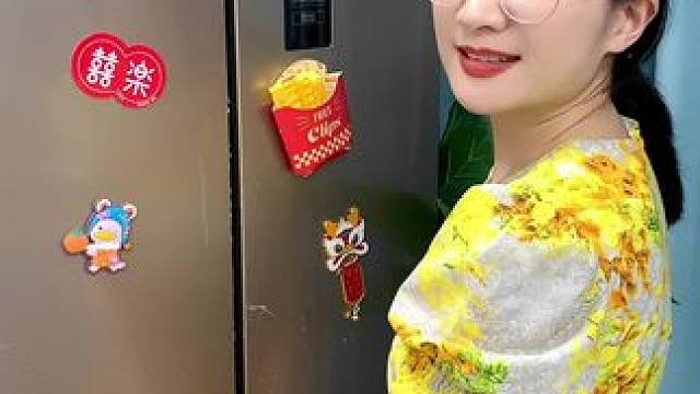 到手的一个的#鸡蛋收纳盒  不仅容量大，放冰箱里还不占空间，拿取也很方便#收纳盒 #实用省空间  #