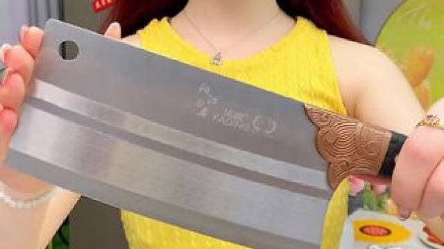 #菜刀  #手工锻打菜刀  #斩切两用刀  #家用厨房菜刀  #超便宜超划算