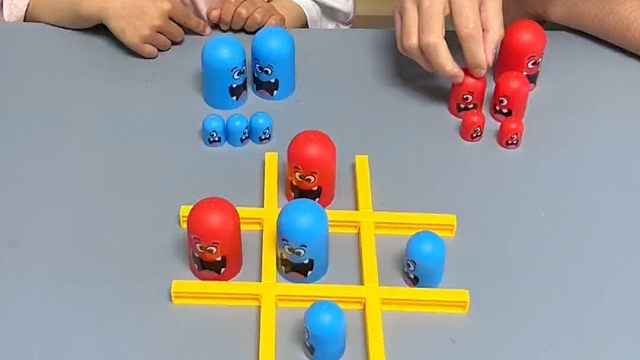 套娃井字棋，趣味套娃大吃小，益智思维亲子互动桌面玩具