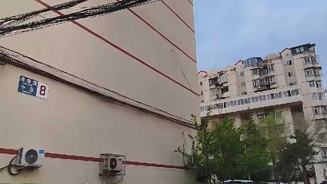 清缘里中区8号楼瓦工进行中