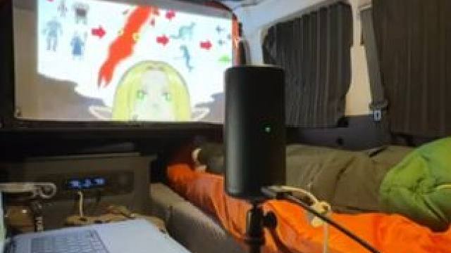 看外国小哥高速服务区露营怎么把小车开出床车范的，优秀的你会不会搞一辆呢#床车生活 #户外露营 #在路