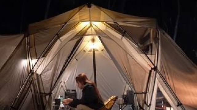 哇塞！雨天露营，享受无与伦比的解压之旅！ #户外露营 #解压 #助眠