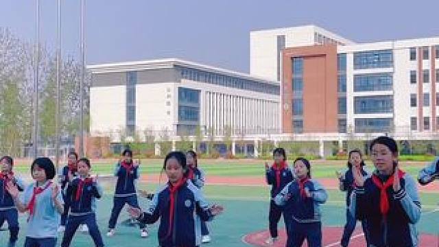 春山可望，未来可期#上春山 #我的学生 #趣dou校园 #上春山学校版