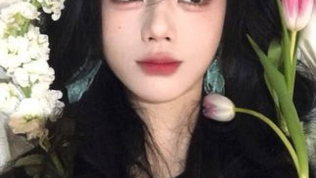 薄荷曼波鲜花妆|酸酸甜甜就素我 春天来啦！最爱的还是鲜花#妆容分享#薄荷曼波#3CE色彩搭配美学#3