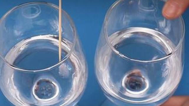 小实验，大道理。孩子爱看还能学物理。#科学小实验 #物理 #亲子游戏