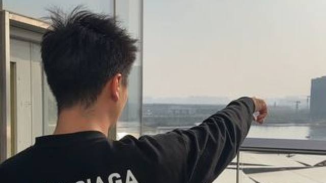 小俊哥:打卡郑州金融岛,520即将开业! #游戏 #梦幻西游 #回合制 #怀旧游戏