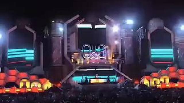 一首中文舞曲嗨翻全场.跟着屏幕摇起来！ #舞曲dj #热门音乐