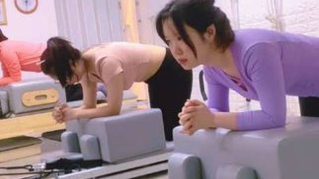 60分钟普拉提核心床让你5分钟看完，喜欢记得点赞收藏哦，喜欢口令讲解版的亲们，下方评论区留言告诉我哦