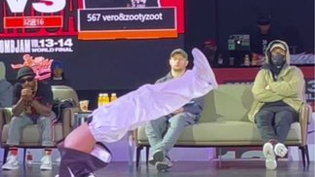 3500学的街舞~