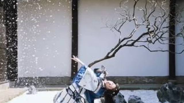 怎么才能走出这深宅门？