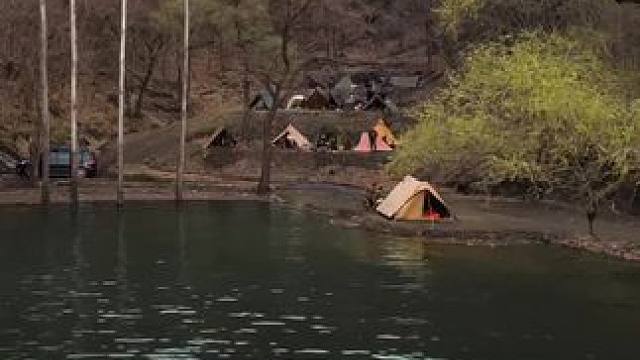 湖畔春日露营#露营报告 #春天的第一场露营