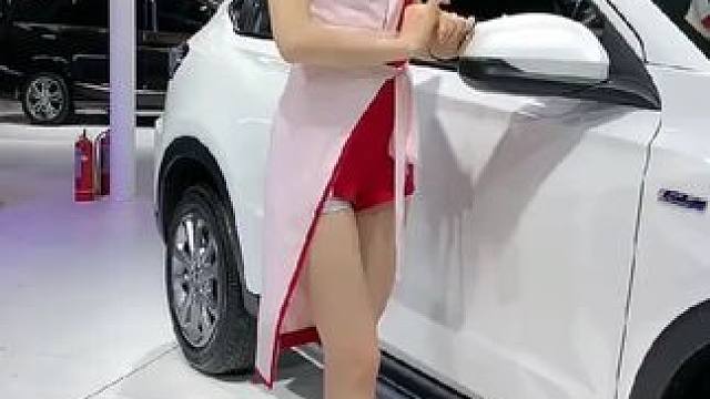 #车展模特 #模特美女 #邻家女孩 #回眸一笑 #甜美系