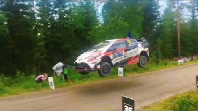 WRC（世界汽车拉力锦标赛）继续带大家感受来自 丰田雅力士的精彩瞬间。#wrc #wrc拉力赛 #贴