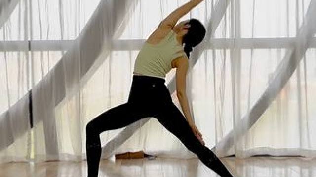 简单的体式，重复练。允许一切，如其所是。#瑜伽 #瑜伽体式分享 #瑜伽串联