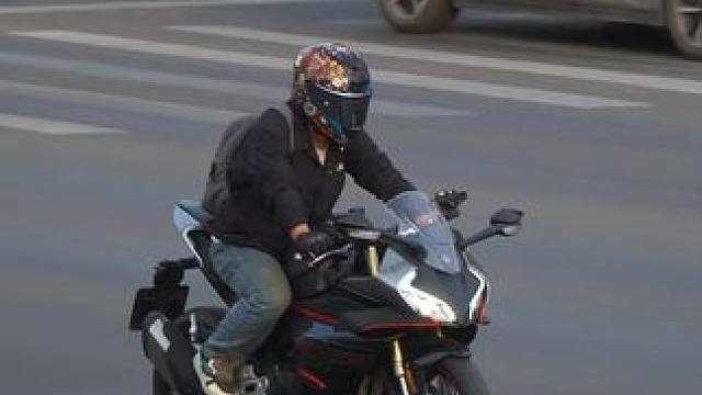 新乡机车街拍—防赛 #摩托车 #机车摄影 #机车 #防赛 #新乡机车街拍