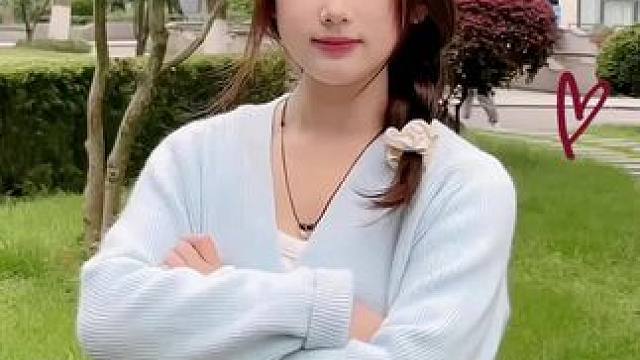 dangdangdangdang 甜甜的手势舞来啦.#甜甜的手势舞 #我为我的学校打call #手势