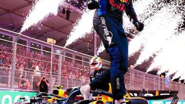 有机会一定要到现场，来看世界上最优秀的二十位车手驾驶世界上最快的赛车呼啸而过！#f1 #赛车  #方