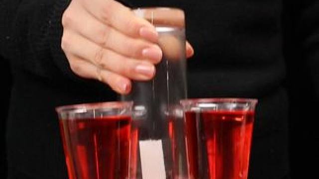 听说你物理很厉害，你能解释这些科学原理吗？快带孩子一起了解了解吧#科学小实验 #小实验大道理 #物理