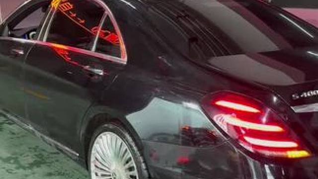 尽管你年老体衰 但是你开s400注定有不平凡的老年人生#迈巴赫会替你说话 #主页v