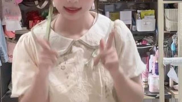 重生之我的朋友是甜妹 #反差 #女大学生 #这才是甜妹该跳的舞