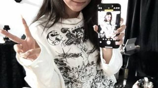 怎么现在才get到婴儿直#今日妆容 #女大学生 #宅家拍 #氛围感 #淡妆